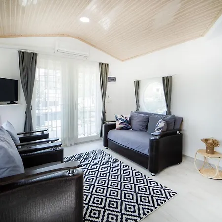 Fabulous Detached House With Garden In Villa Fethiye
